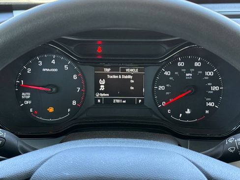 Used 2025 Chevrolet Trax LS FWD image 33