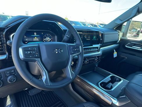 New 2026 Chevrolet Silverado 2500 LT w/ Trail Boss Package image 18