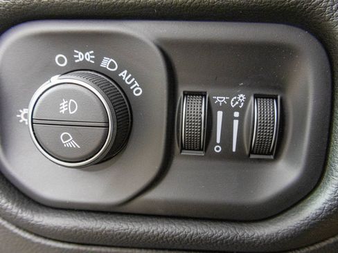 New 2026 RAM 1500 Rebel w/ Rebel Level 2 Equipment Group AWD/4WD image 34