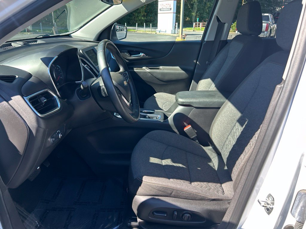 Used 2024 Chevrolet Equinox LT AWD/4WD image 10