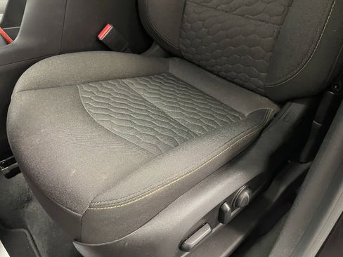 Used 2021 Chevrolet Equinox LT image 21