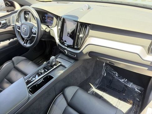 Certified 2022 Volvo XC60 T8 R-Design w/ Advanced Package AWD/4WD image 12