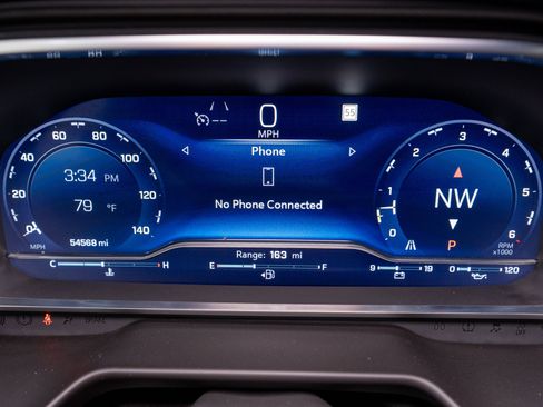 Used 2022 Chevrolet Suburban RST w/ Luxury Package RWD image 24