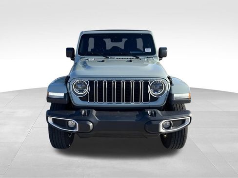Used 2024 Jeep Wrangler Unlimited Sahara AWD/4WD image 4