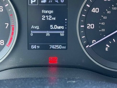 Used 2016 Hyundai Tucson Sport AWD/4WD image 4