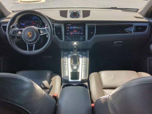 Used 2017 Porsche Macan image 25