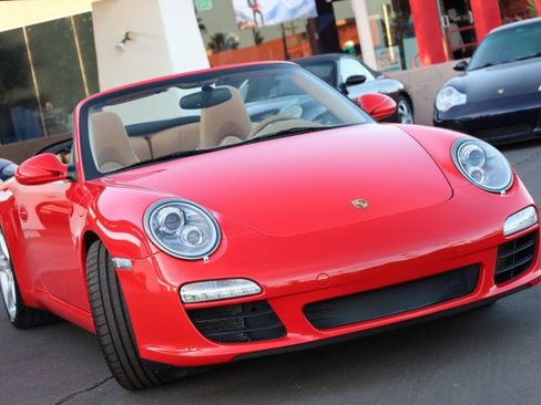 Used 2009 Porsche 911 Carrera S image 2