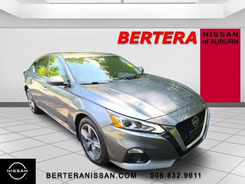 Used 2020 Nissan Altima 2.5 SL AWD/4WD image 4