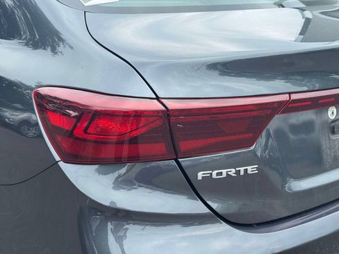 Used 2023 Kia Forte LXS w/ LXS Technology Package FWD image 9