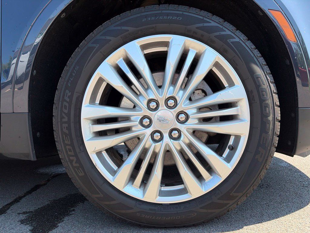 Used 2018 Cadillac XT5 Premium Luxury AWD/4WD image 24