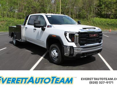 New 2026 GMC Sierra 3500 Pro w/ Convenience Package