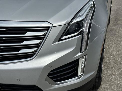 Used 2018 Cadillac XT5 Premium Luxury AWD/4WD image 9