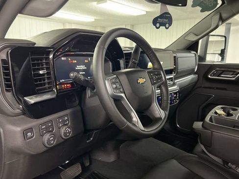 Certified 2026 Chevrolet Silverado 2500 LTZ AWD/4WD image 10
