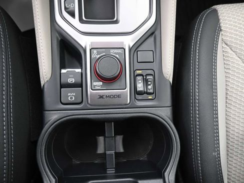 Used 2024 Subaru Forester Premium w/ Pop Package 2 image 11