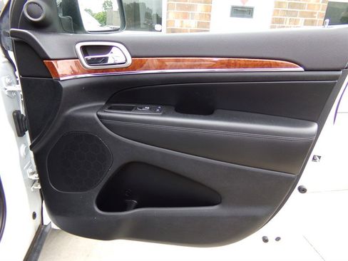 Used 2013 Jeep Grand Cherokee Limited w/ Trailer Tow Group image 72