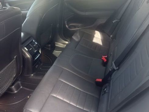 Used 2020 BMW X4 xDrive30i w/ Premium Package image 4