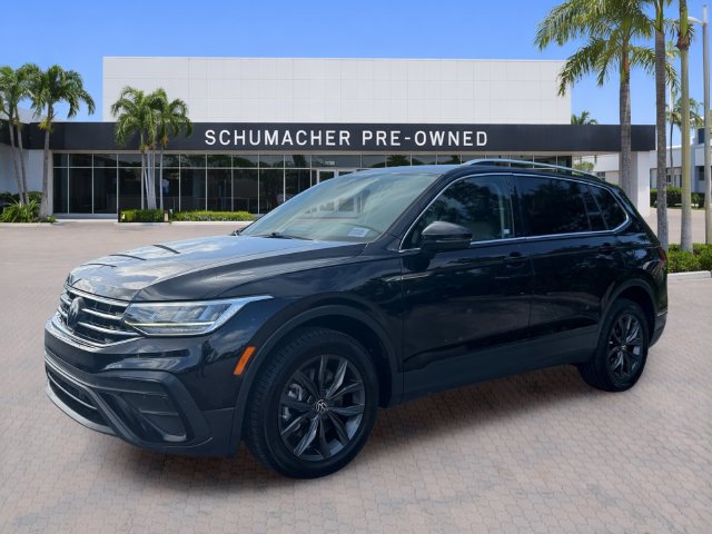 Used 2022 Volkswagen Tiguan SE AWD/4WD image 3