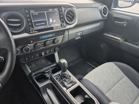 Used 2021 Toyota Tacoma TRD Off-Road image 23