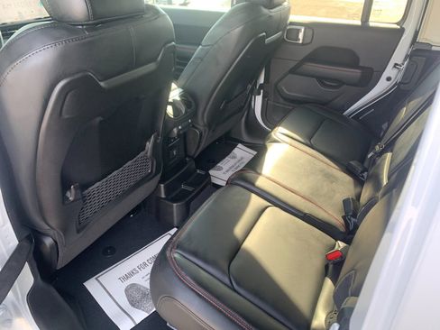 New 2026 Jeep Wrangler Unlimited Rubicon image 13