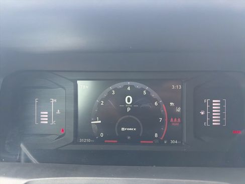 Used 2025 Toyota Tacoma SR5 AWD/4WD image 35