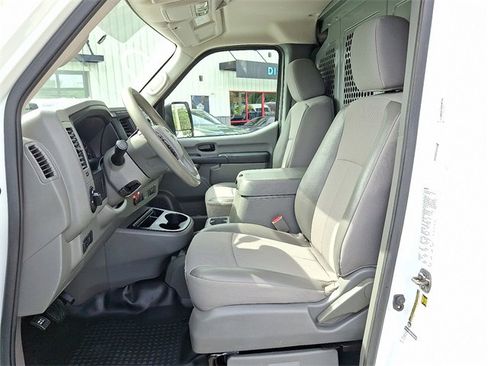 Used 2019 Nissan NV 2500 SV w/ Navigation Package image 19