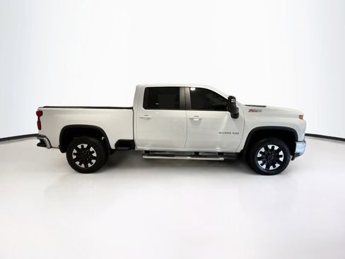 Used 2020 Chevrolet Silverado 2500 LT w/ All Star Edition image 8