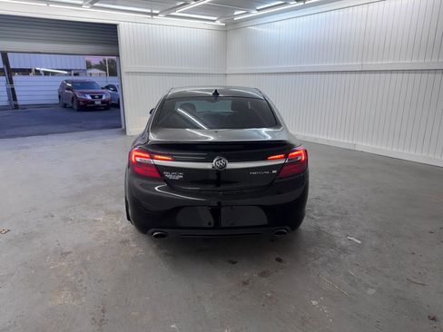 Used 2017 Buick Regal Sport Touring image 6