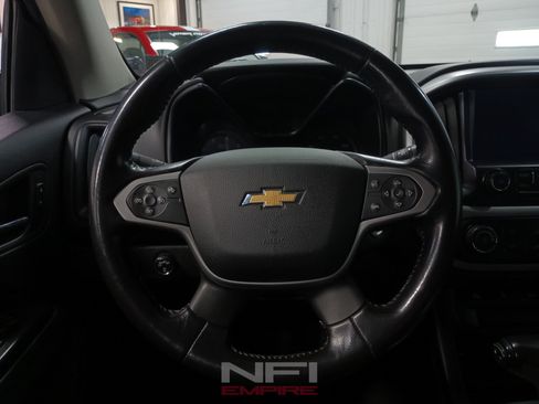 Used 2017 Chevrolet Colorado LT w/ LT Convenience Package AWD/4WD image 23