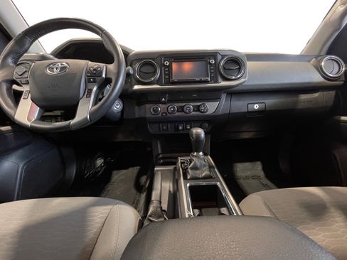 Used 2019 Toyota Tacoma image 15