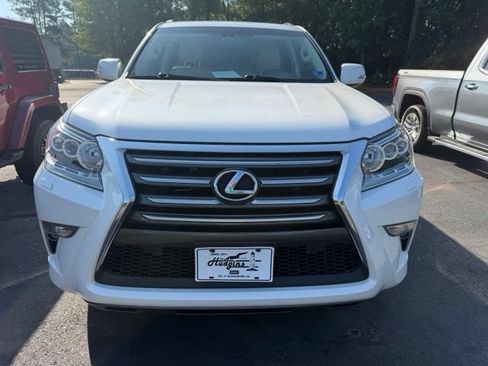Used 2019 Lexus GX 460 Premium w/ Premium Package AWD/4WD image 2