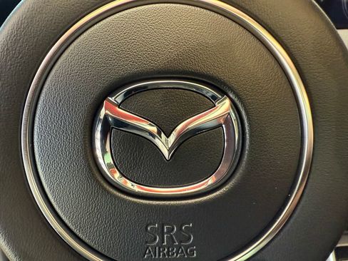 New 2025 MAZDA CX-90 Plug-In Hybrid w/ Preferred image 18