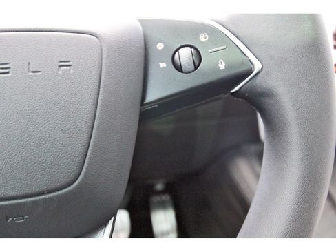 Used 2024 Tesla Model 3 Performance AWD/4WD image 17