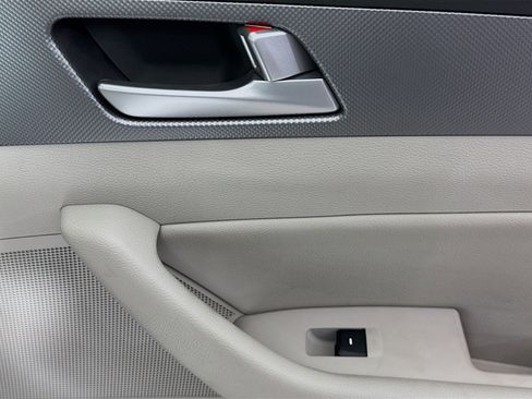 Used 2016 Hyundai Sonata SE image 30