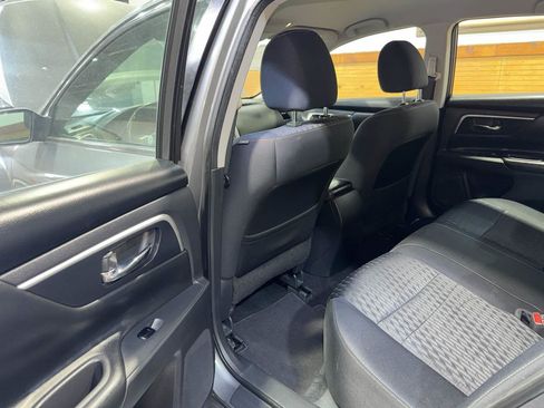 Used 2017 Nissan Altima 2.5 SV FWD image 21