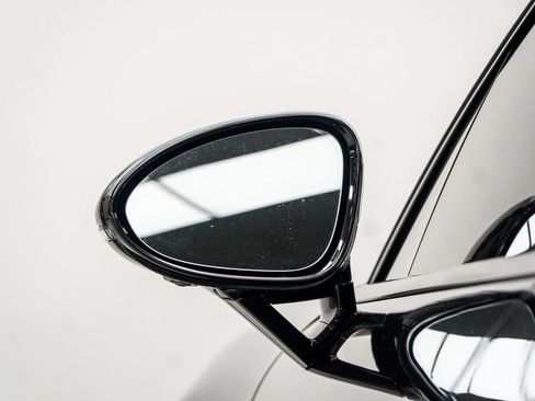 Used 2021 Porsche Panamera w/ Premium Package RWD image 15