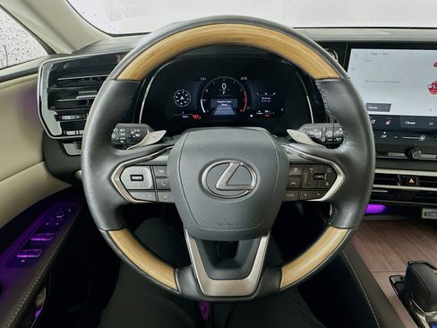 Used 2025 Lexus RX 350 Premium Plus w/ Accessory Package (Z1) image 11