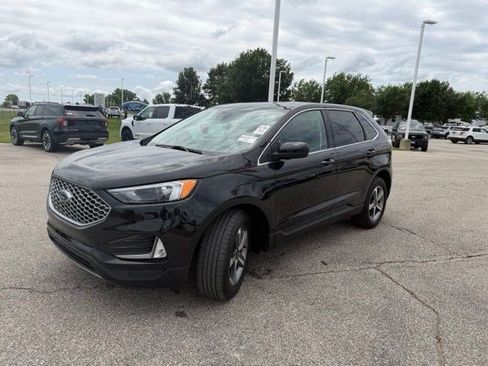 Used 2024 Ford Edge SEL w/ Convenience Package AWD/4WD image 7