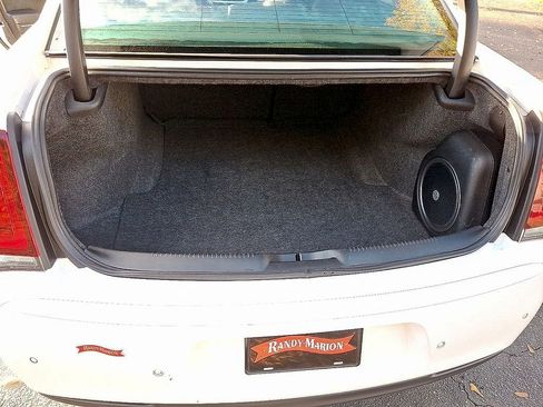 Used 2023 Chrysler 300 Touring L w/ Popular Equipment Group image 30