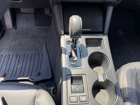 Used 2019 Subaru Outback 2.5i Limited w/ Popular Package #2 AWD/4WD image 29