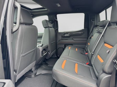 New 2026 GMC Sierra 1500 AT4 w/ AT4 Premium Package AWD/4WD image 13