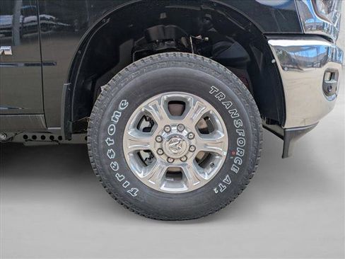 New 2025 RAM 2500 Big Horn AWD/4WD image 16