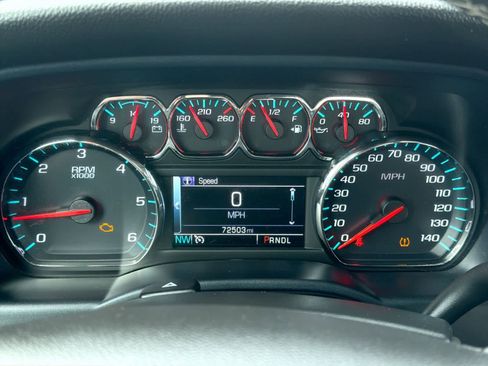 Used 2018 Chevrolet Silverado 1500 LT w/ All Star Edition image 33