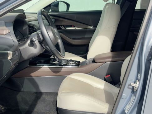 Used 2021 MAZDA CX-30 FWD 2.5 S w/ Premium Package image 5