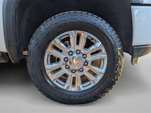 Used 2022 GMC Sierra 2500 Denali w/ Denali Ultimate Package image 22