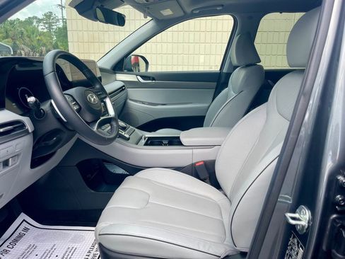 Used 2024 Hyundai Palisade SEL w/ Premium Package FWD image 10
