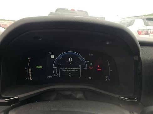 Used 2025 Toyota Camry LE FWD image 9