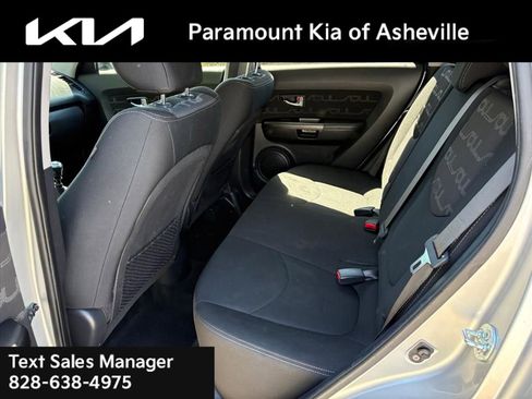 Used 2013 Kia Soul + image 19
