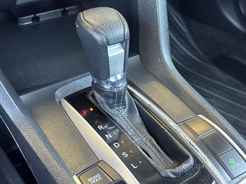 Used 2018 Honda Civic EX image 33