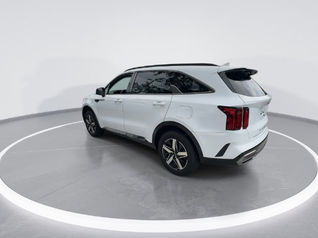 Used 2022 Kia Sorento EX w/ Panoramic Sunroof Package FWD image 6