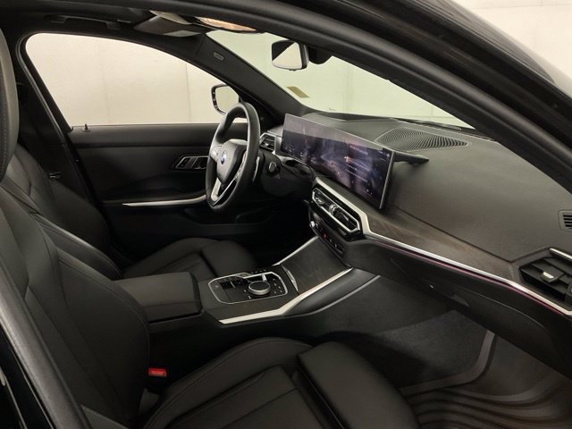 Certified 2023 BMW 330i xDrive Sedan w/ Premium Package AWD/4WD image 31